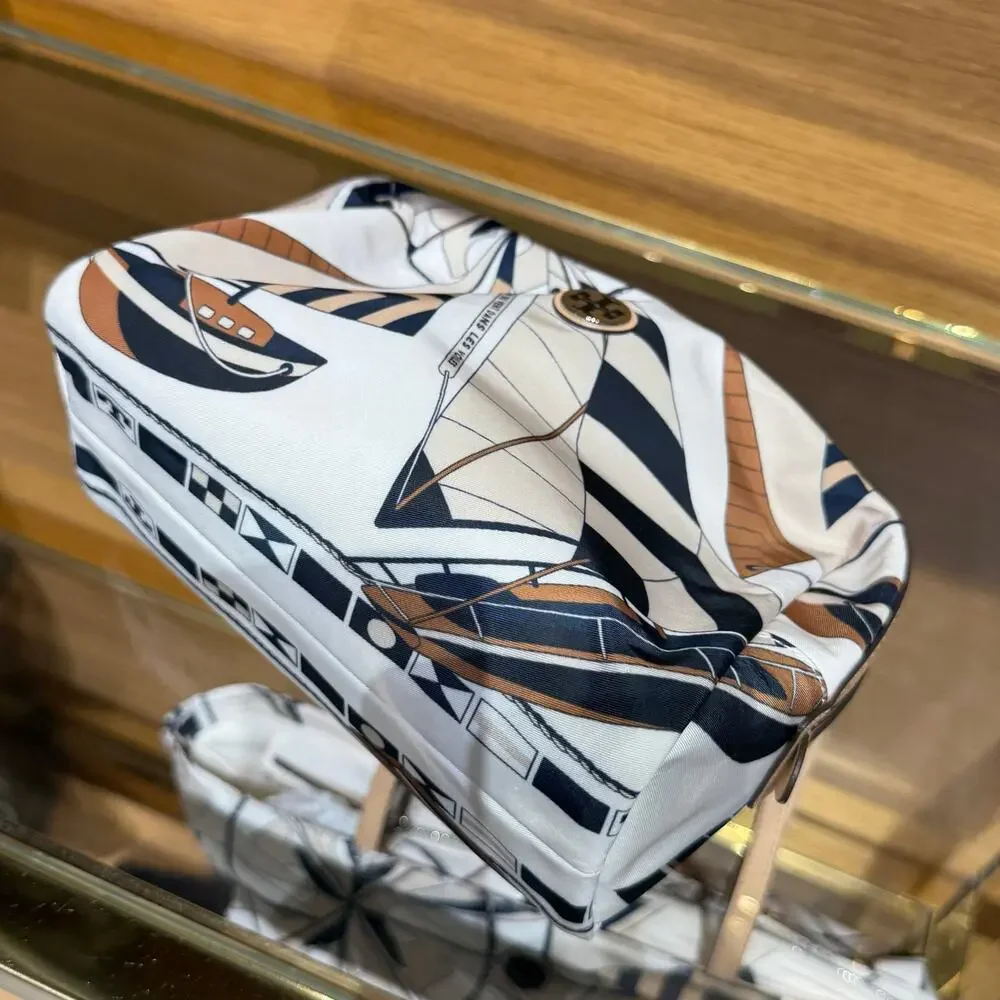 NEW‼️Tory Burch Nylon Printed Cosmetic Case 180111